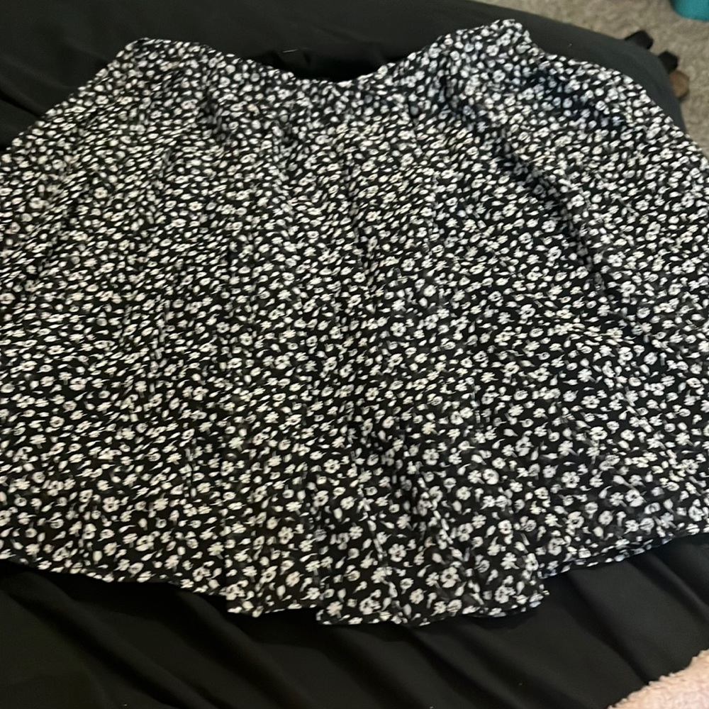 Hollister skirt